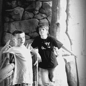 Meet your Posher, Hunter